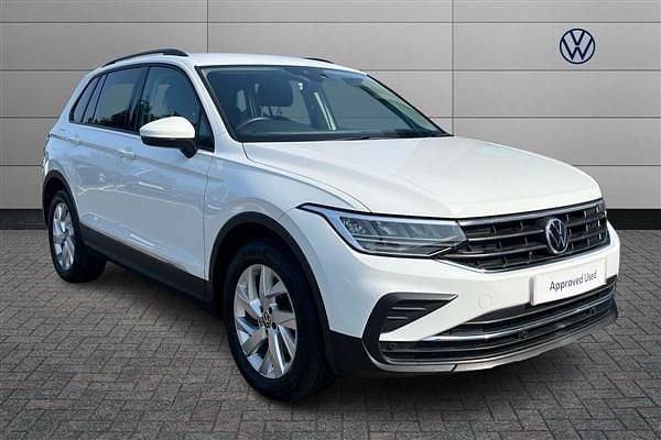 White Used 2021 VW Tiguan Life SUV | £19,949 (Fair price) - Image 1/4