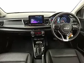 Used Kia Rio 118 HP (86 kW) 2023 White Hatchback
