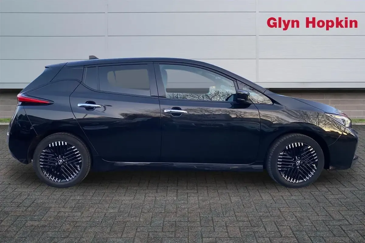 Usado Nissan Leaf Tekna 110 kW (150 HP) 2023 Preto Citadino