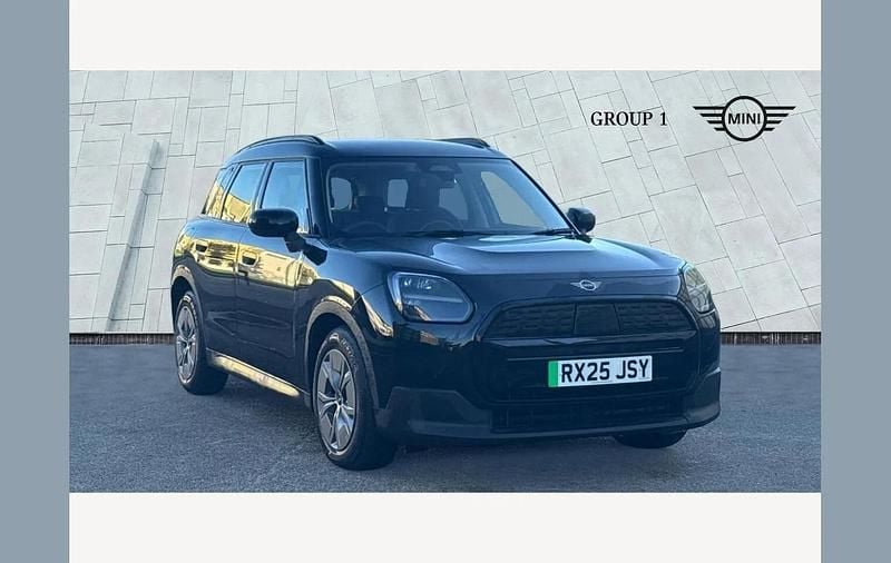 Black Used 2025 Mini Countryman Classic SUV | £29,850 (Super price) - Image 1/4