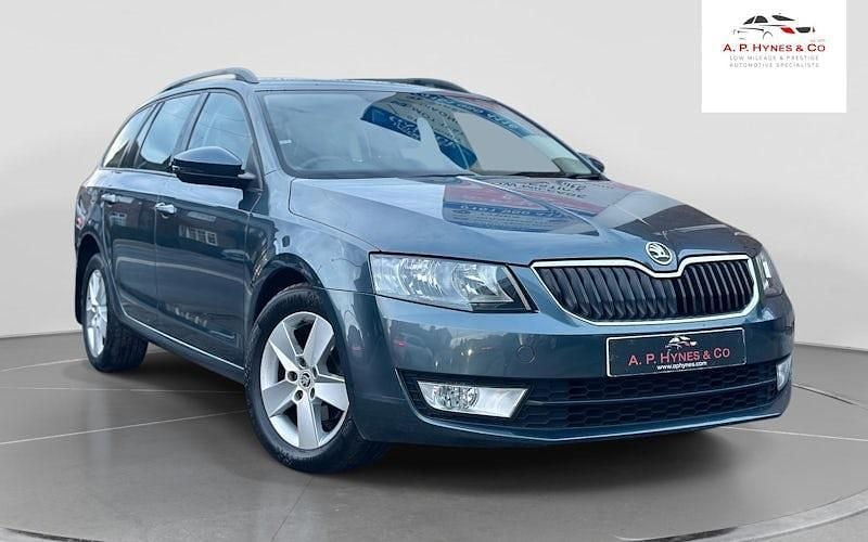 Used 2016 Skoda Octavia SE Estate | £8,865 (Super price) - Image 1/4