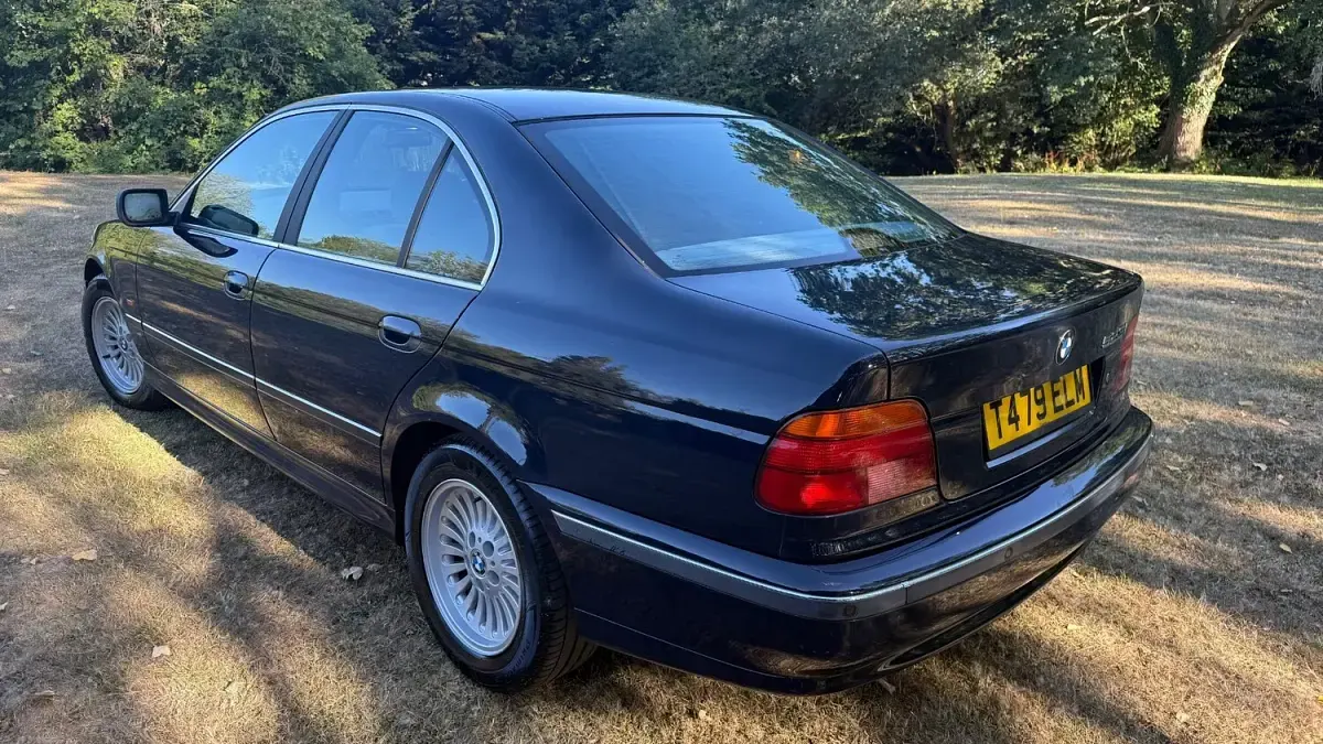 Used BMW 523 Comfort Edition 170 HP (125 kW) 1999 Blue Sedan