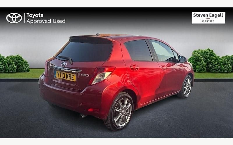 Used Toyota Yaris Multidrive S 101 HP (74 kW) 2013 Hatchback