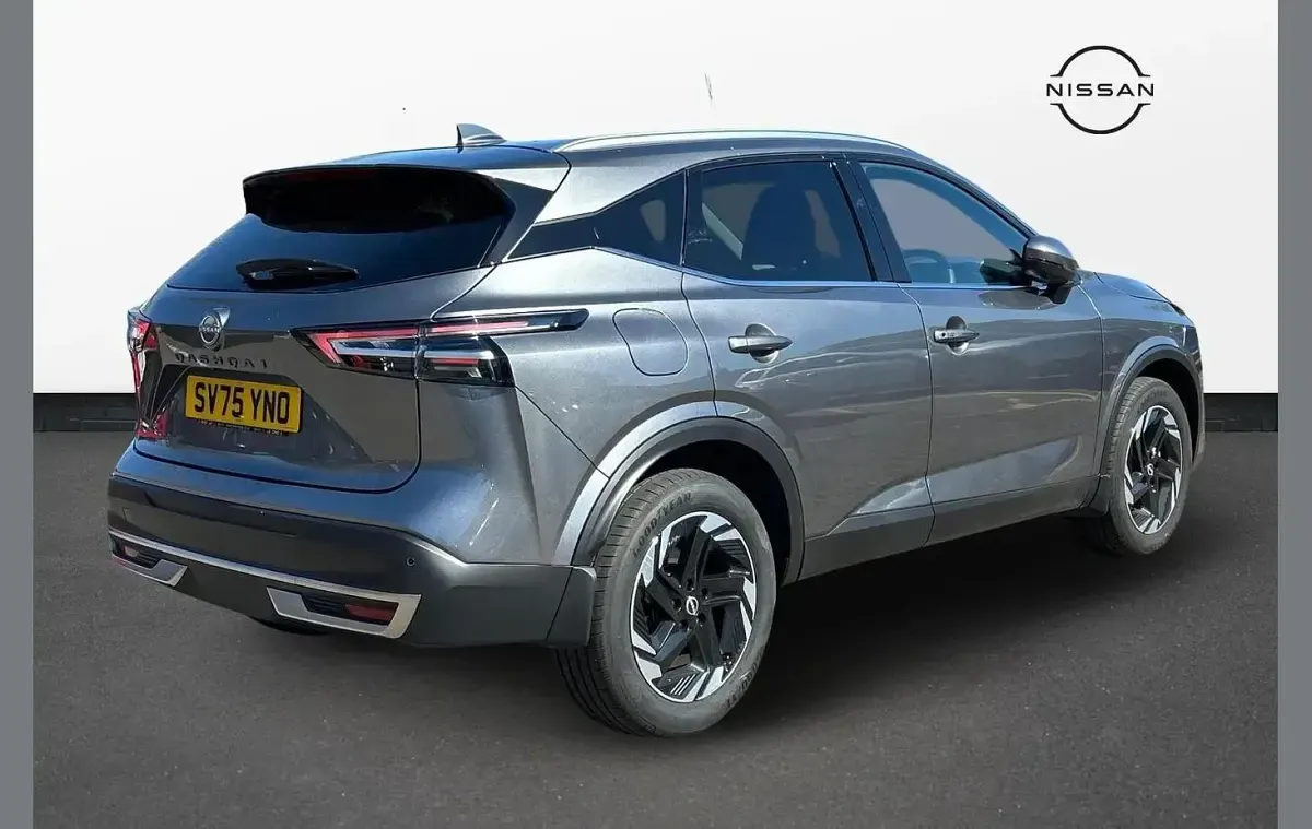 Used Nissan Qashqai N-Connecta 138 HP (101 kW) 2025 Grey SUV