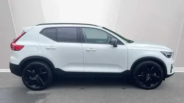Used Volvo XC40 Plus 161 HP (118 kW) 2026 SUV