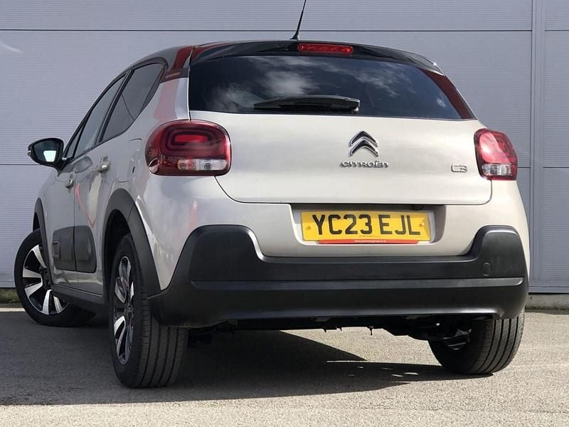 Used Citroën C3 PureTech 82 HP (60 kW) 2023 Beige Hatchback