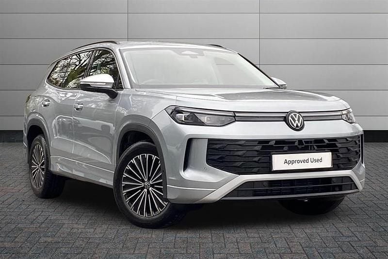 Oyster silver New 2025 VW Tayron Life SUV | £36,850 (Super price) - Image 1/3