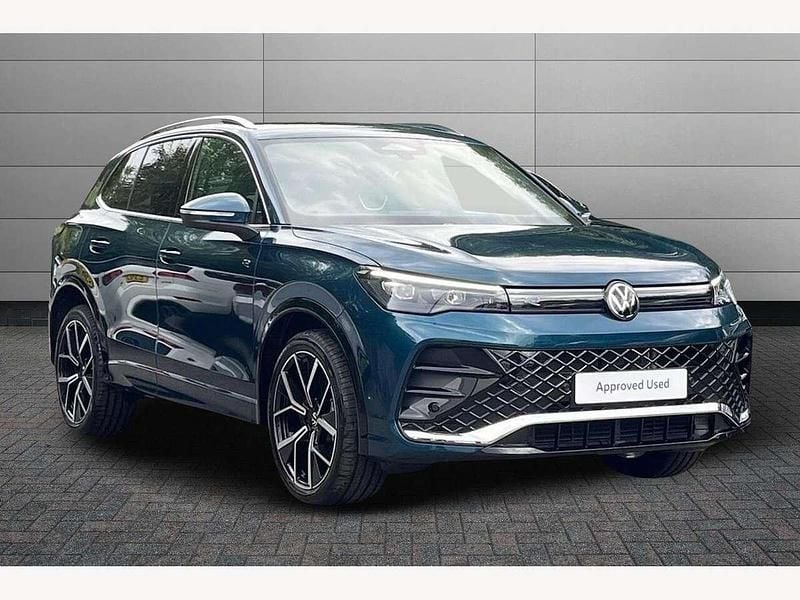 Blue Used 2025 VW Tiguan R-line SUV | £37,195 (Expensive) - Image 1/3