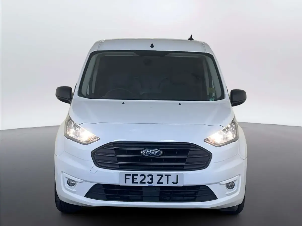Używany Ford Transit Connect Trend 75 KM (55 kW) 2023 Biały Minivan