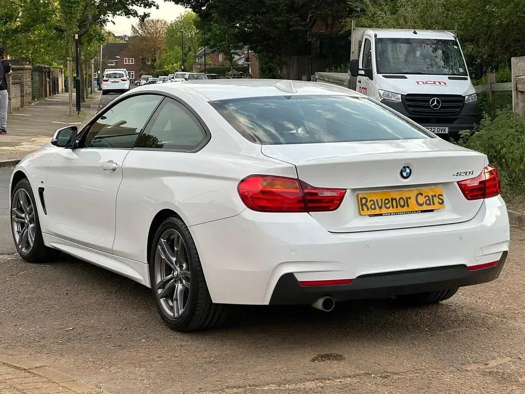 Used BMW 420 Coupé M Sport 2016 White Coupe