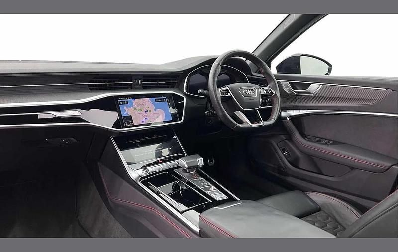 Used Audi RS6 Advanced 591 HP (434 kW) 2022 Silver Estate