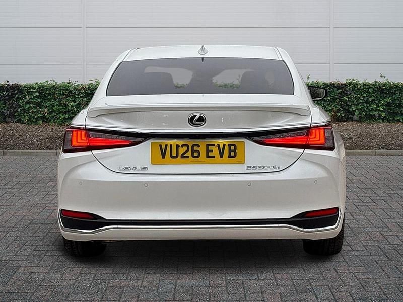 New Lexus ES300H 2026 Sedan