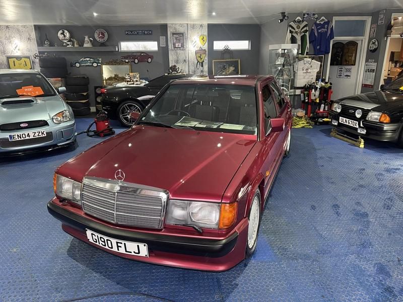 Used Mercedes 190 1990 Red Sedan
