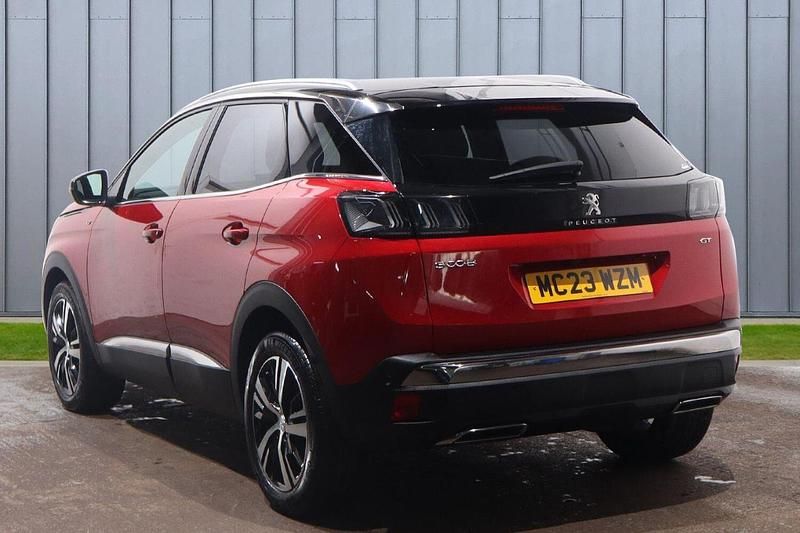 Used Peugeot 3008 GT 129 HP (94 kW) 2023 Red SUV