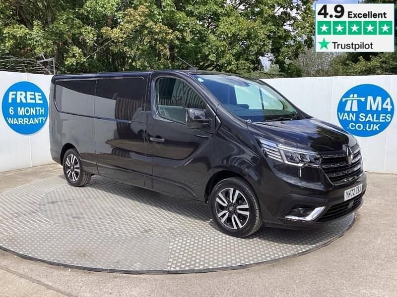 Black Used 2022 Renault Trafic Van | £19,995 (Good price) - Image 1/4