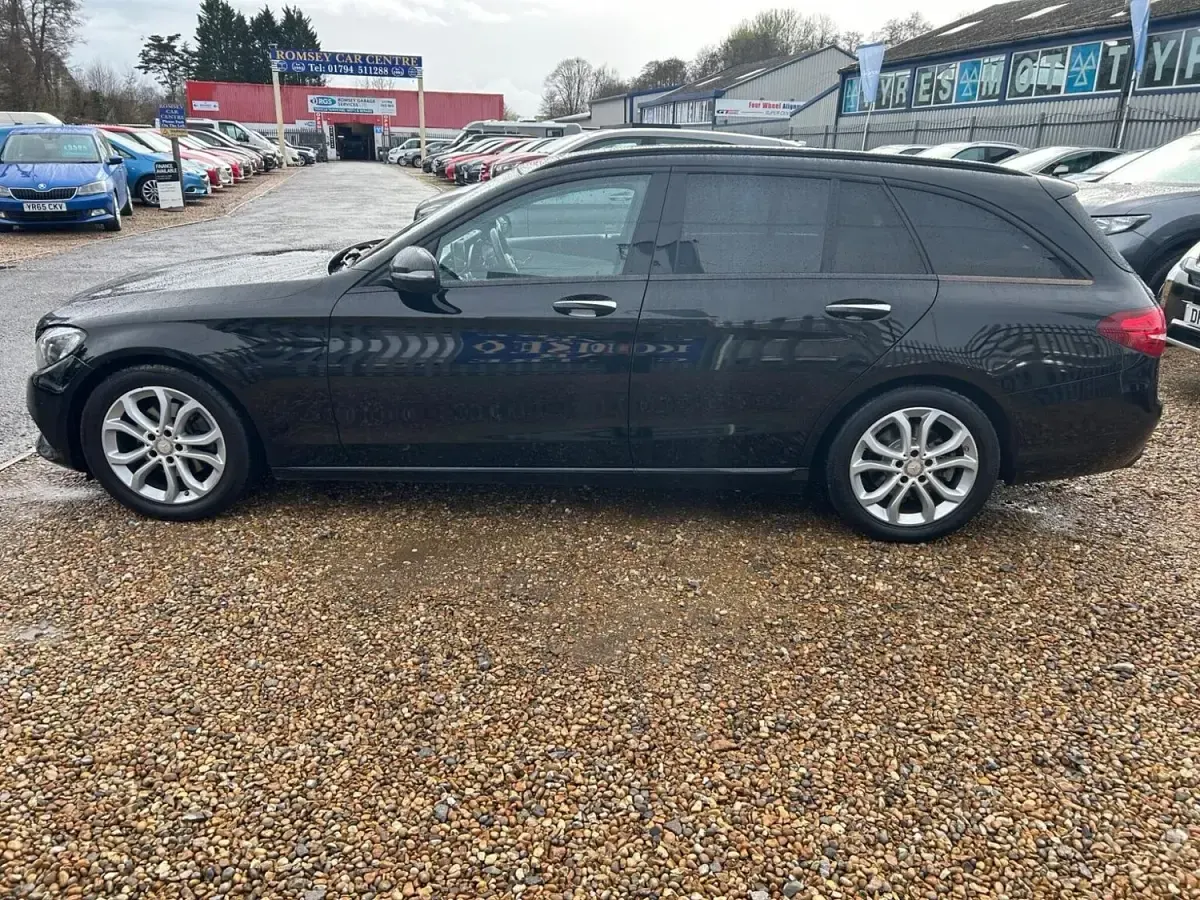 Usado Mercedes C220 Premium Plus 2016 Preto Carrinha