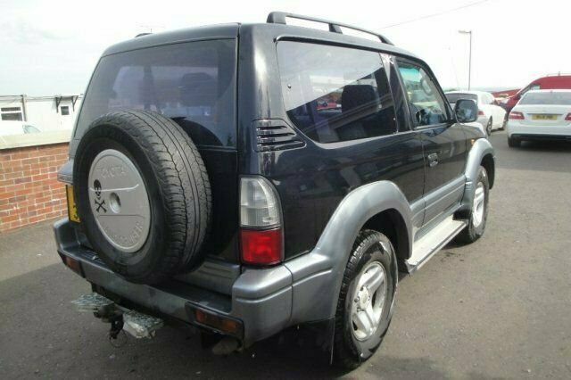 Used Toyota Land Cruiser 2001 SUV