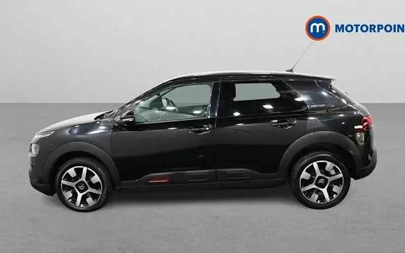 Used Citroën C4 Cactus Flair 110 HP (80 kW) 2020 Hatchback