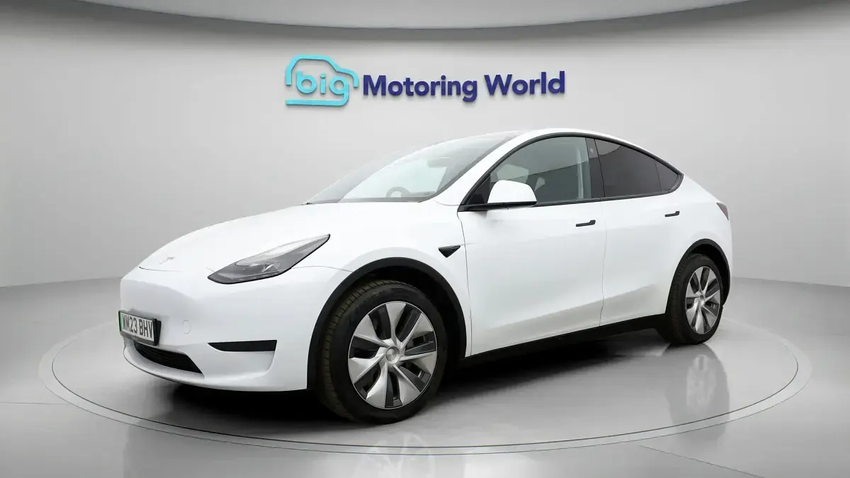 Used Tesla Model Y RWD 254 kW (346 HP) 2023 White SUV