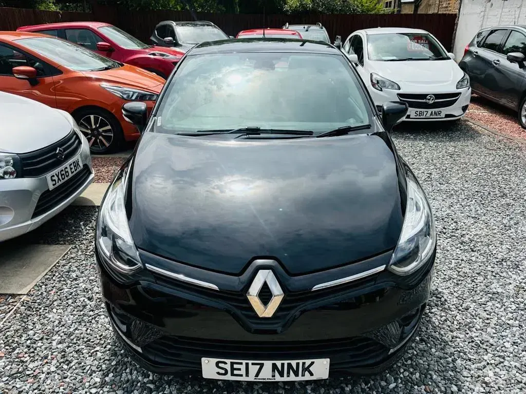 Used Renault Clio IV Dynamique 2017 Black Hatchback