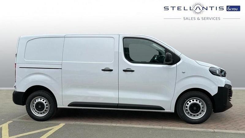 White New 2024 Citroën Dispatch MPV | £19,995 (Fair price) - Image 1/4