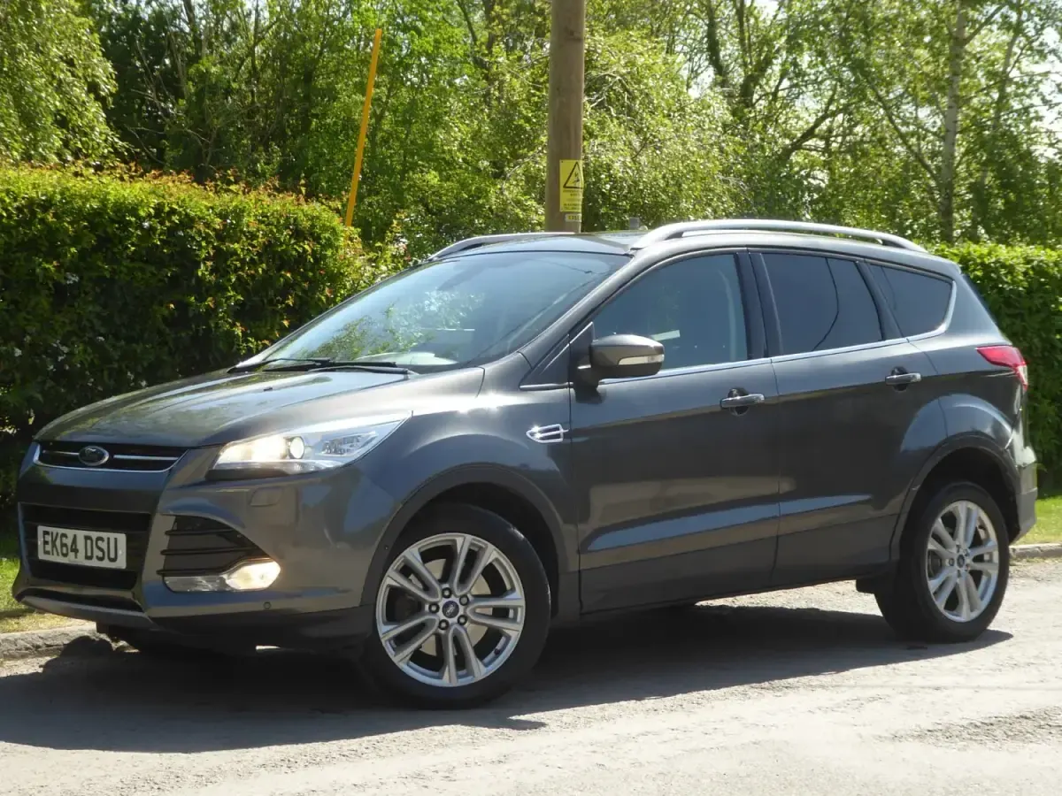Usado Ford Kuga Titanium X 140 CV (102 kW) 2014 Gris SUV