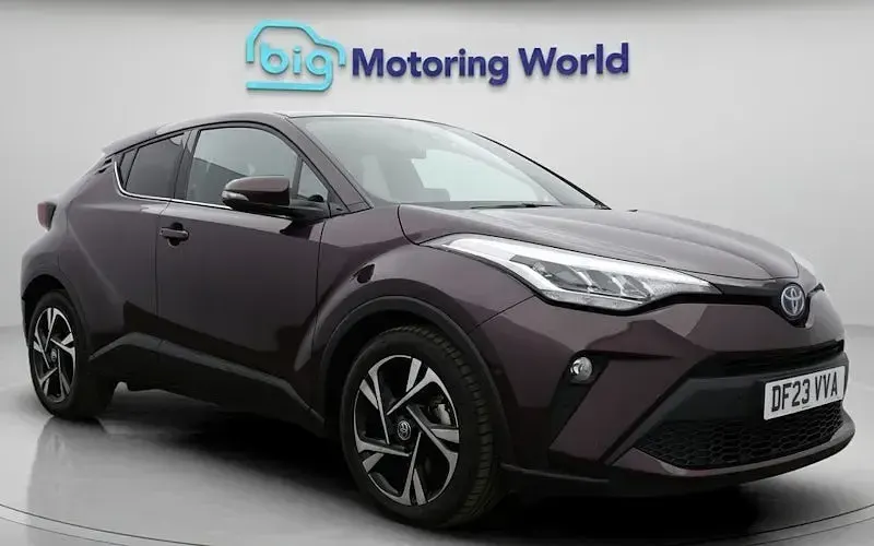 Usado Toyota C-HR Design 122 HP (89 kW) 2023 SUV