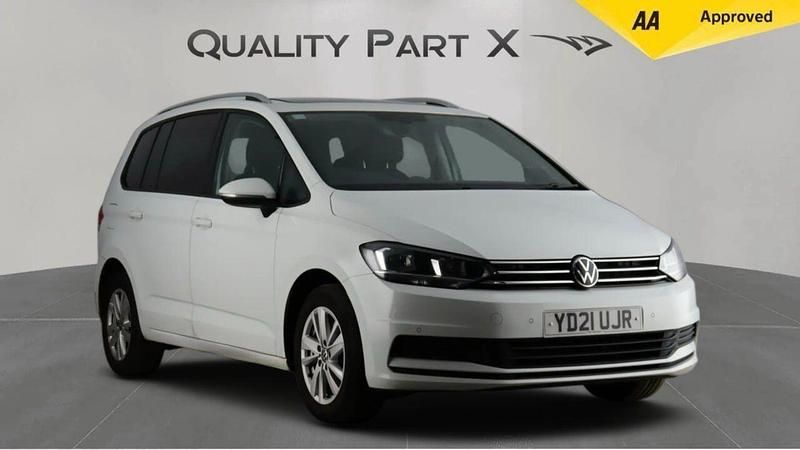 Used VW Touran Family 150 HP (110 kW) 2021 White MPV