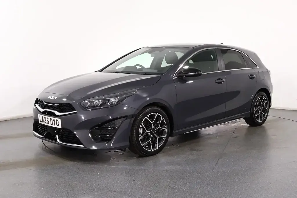 Used Kia Ceed GT-Line 138 HP (101 kW) 2025 Grey Hatchback