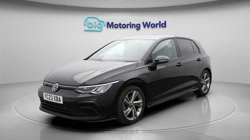 Used VW Golf VIII R-line 148 HP (108 kW) 2023