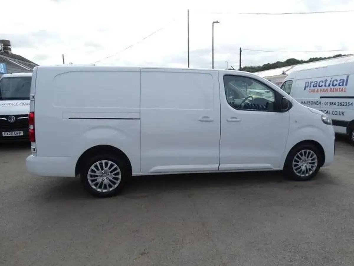 Used Vauxhall Vivaro 2023 White MPV