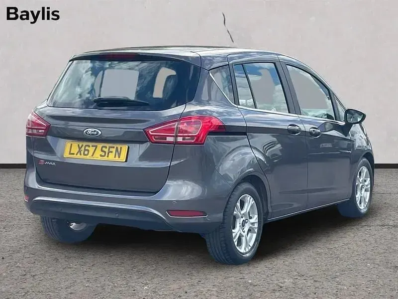 Używany Ford B-MAX Zetec 95 KM (69 kW) 2017 Szary Minivan