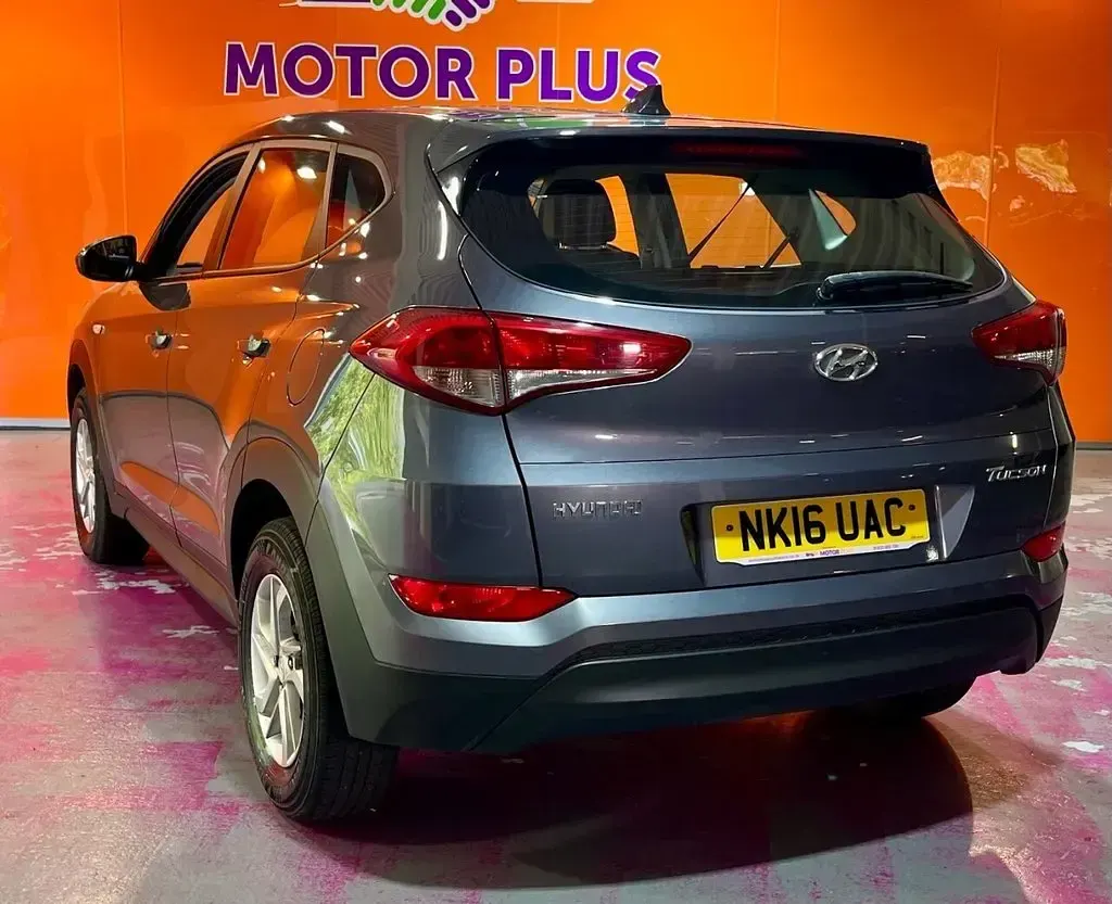 Used Hyundai Tucson 116 HP (85 kW) 2016 Grey SUV