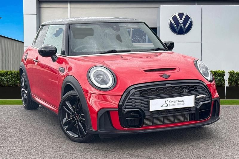 Red Used 2023 Mini Cooper S Comfort Hatchback | £20,990 (Fair price) - Image 1/4