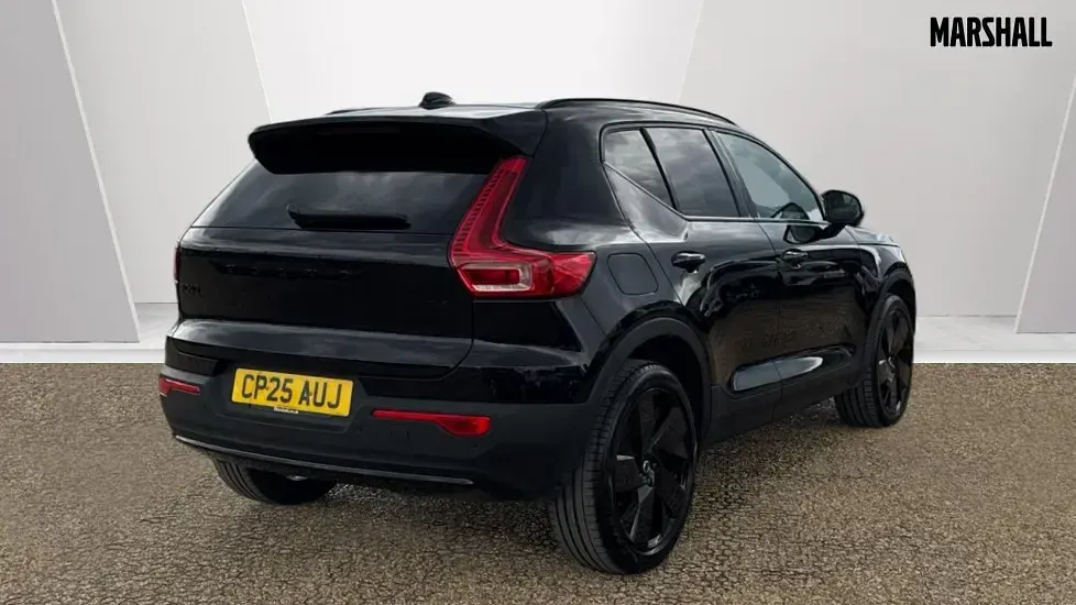 Used Volvo XC40 Plus 197 HP (144 kW) 2025 Black SUV