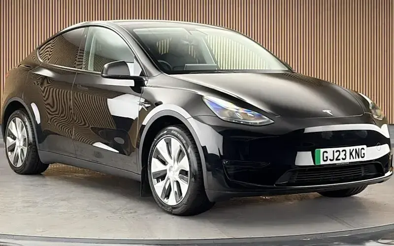 Used Tesla Model Y Long Range AWD 286 kW (389 HP) 2025 SUV