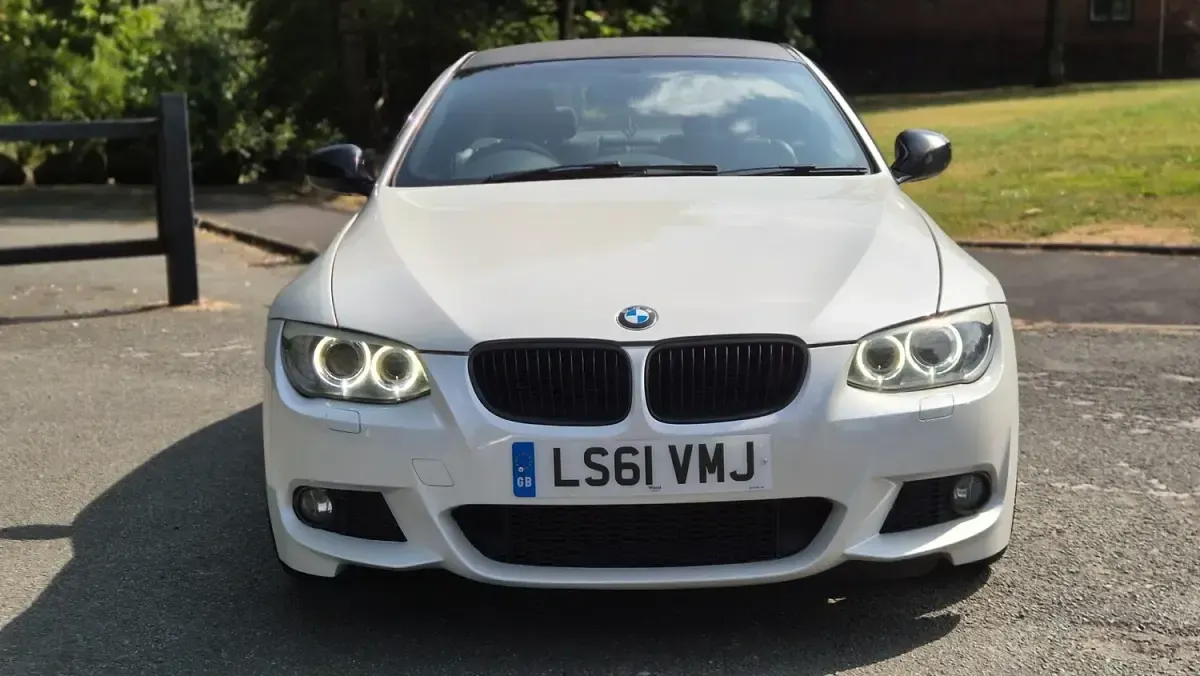 Used BMW 320 Sport Line 2011 White Coupe