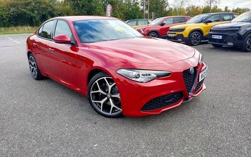 Red Used 2021 Alfa Romeo Giulia Veloce Sedan | £23,495 (Good price) - Image 1/4