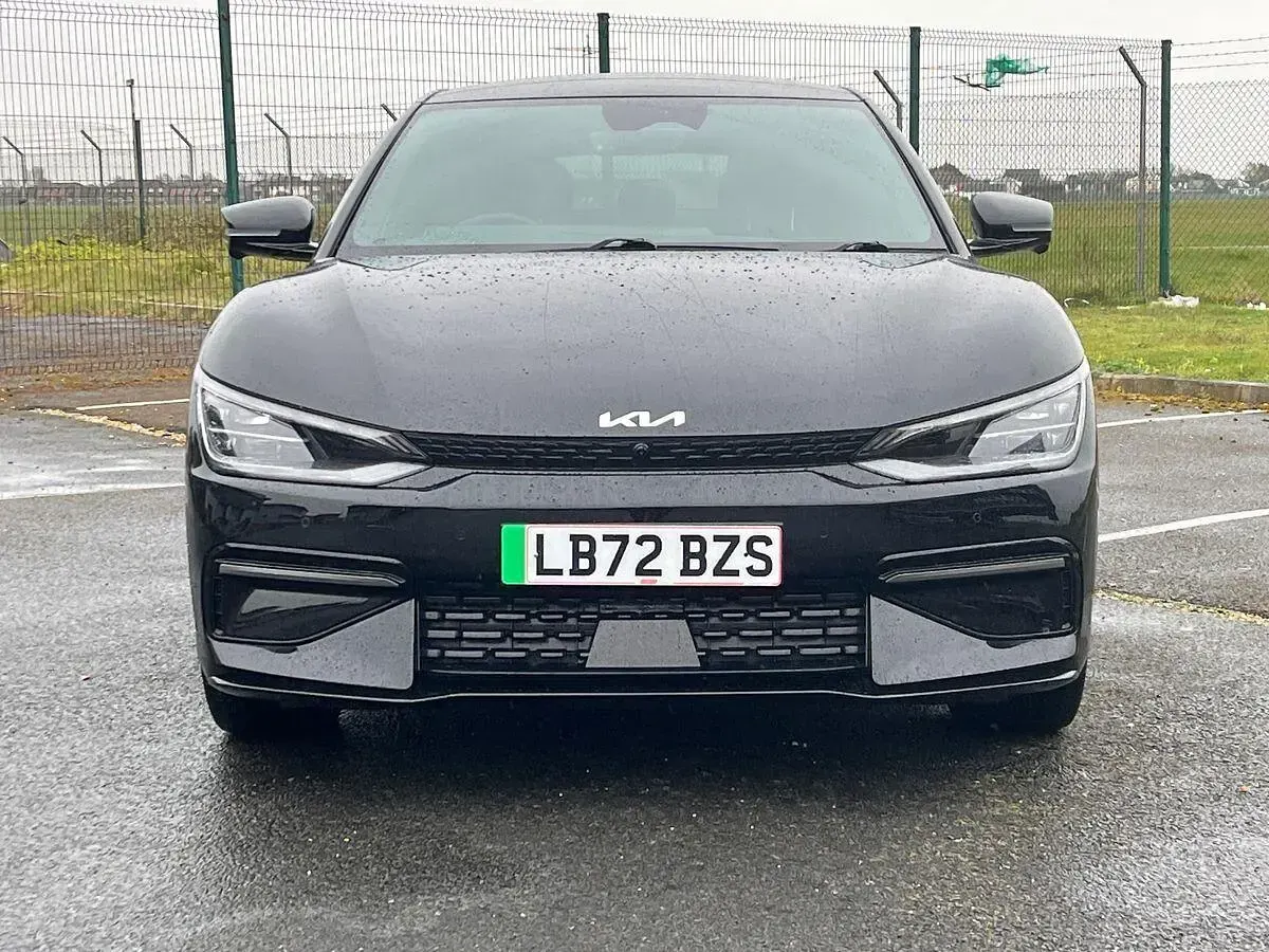 Begagnad Kia EV6 GT-Line S 165 kW (225 HK) 2022 Svart SUV