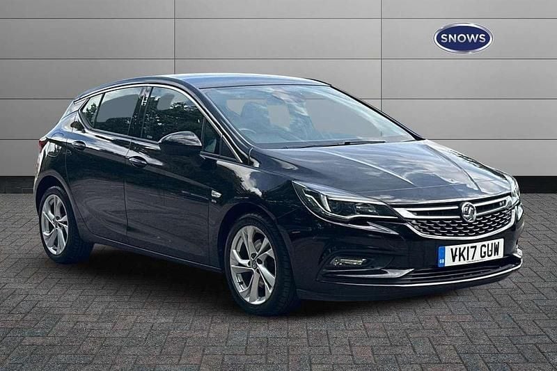 Black Used 2017 Vauxhall Astra SRi Hatchback | £7,195 (Good price) - Image 1/4