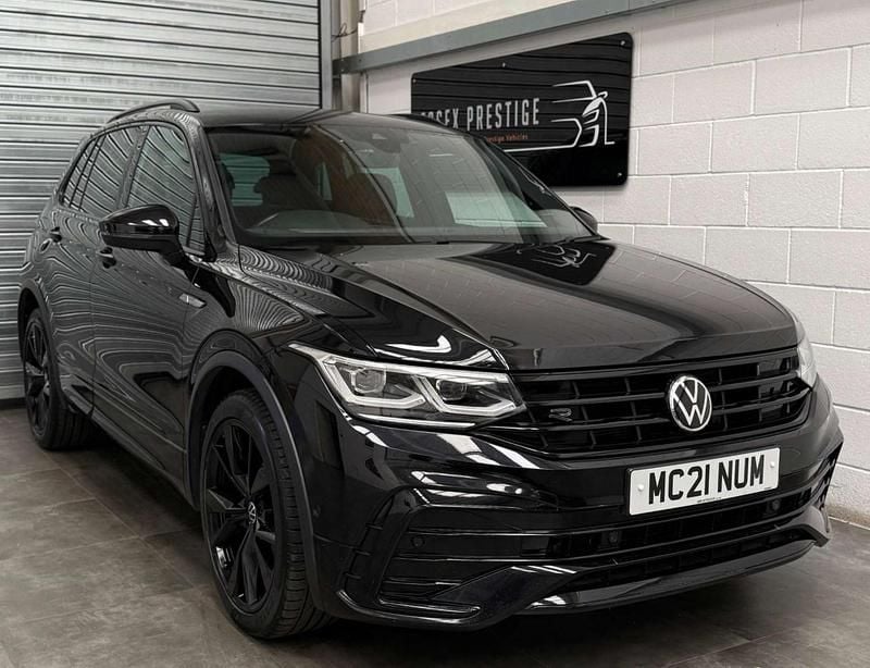 Black Used 2021 VW Tiguan R-line SUV | £17,324 (Super price) - Image 1/4