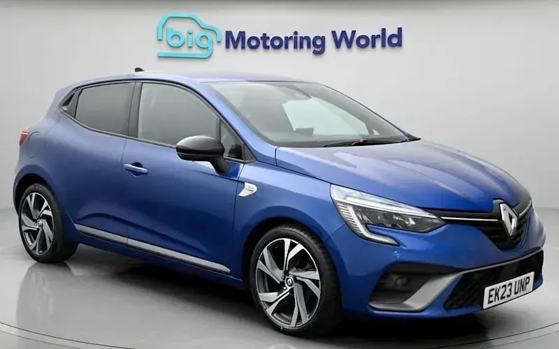 Used Renault Clio RS Line 90 HP (66 kW) 2023 Hatchback