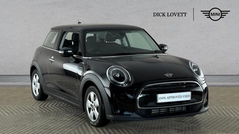 Used Mini Cooper Classic 134 HP (98 kW) 2021 Black Hatchback