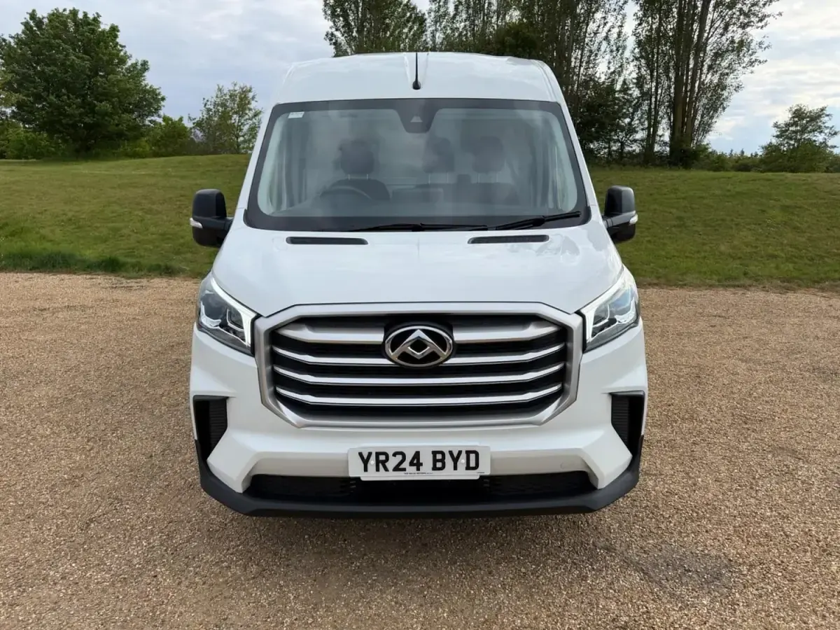 Używany Maxus V90 2024 Biały Van