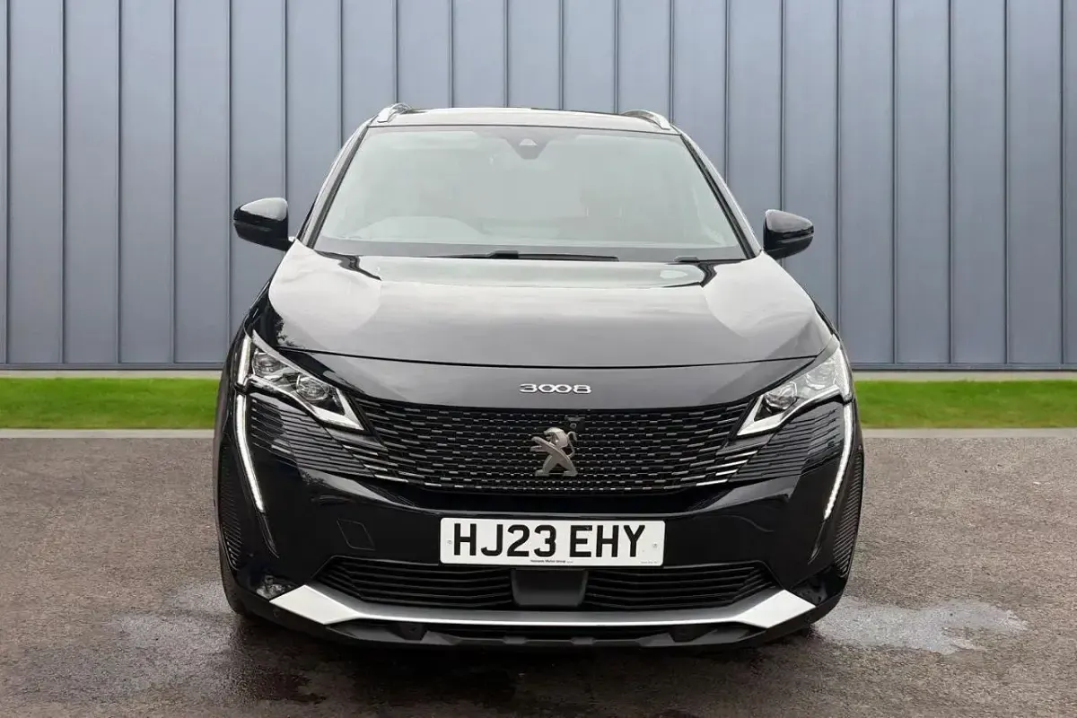 Used Peugeot 3008 GT 129 HP (94 kW) 2023 Black SUV