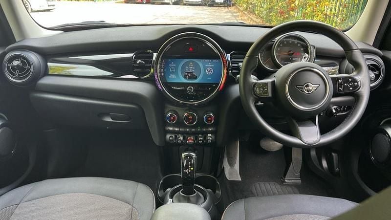 Image 4/4