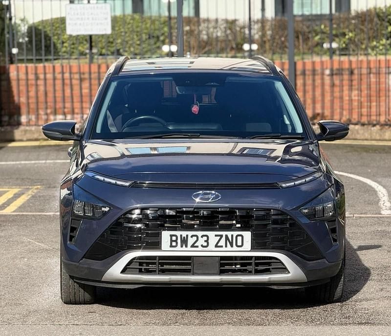 Used Hyundai Bayon Premium 100 HP (73 kW) 2023 Grey SUV