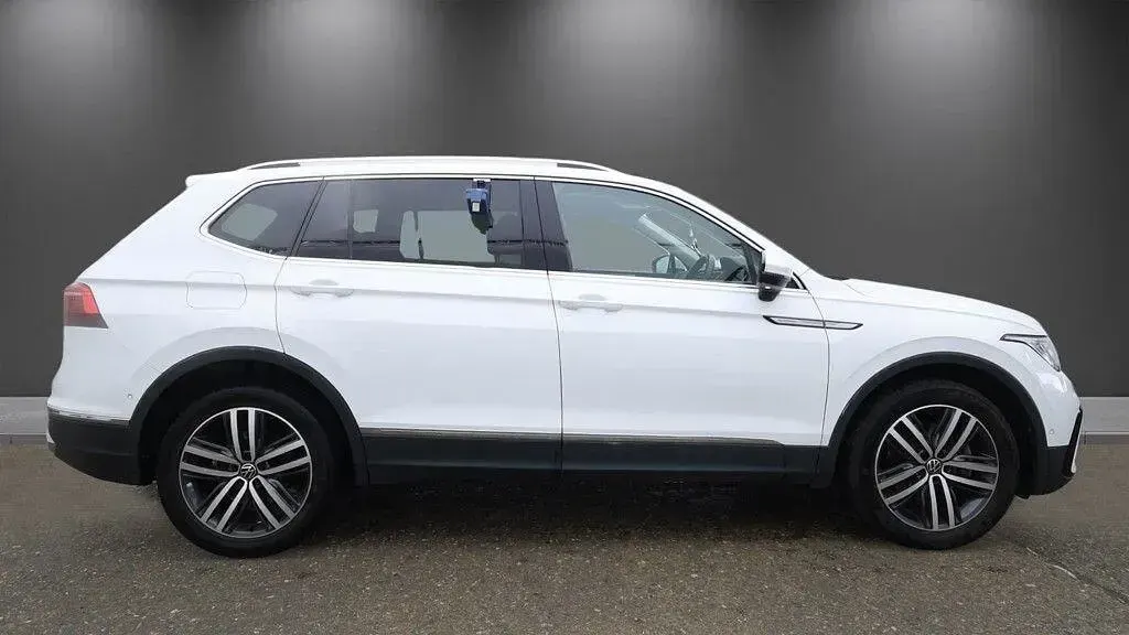 Used VW Tiguan Allspace Elegance 190 HP (139 kW) 2022 White SUV