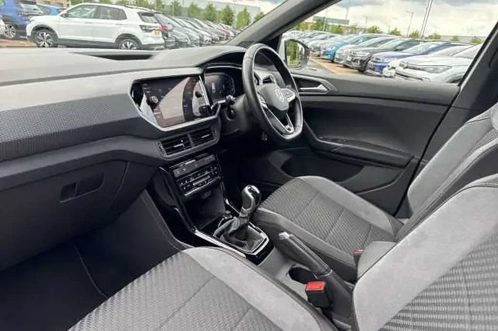 Used VW T-Cross R-line 110 HP (80 kW) 2023 White SUV
