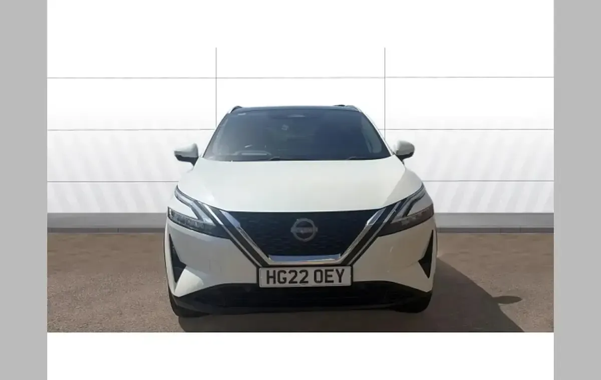 Used Nissan Qashqai Tekna 155 HP (114 kW) 2022 White SUV